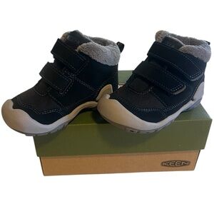 KEEN Kids Black and Gray Mid Ankle Boot 8 Toddler New